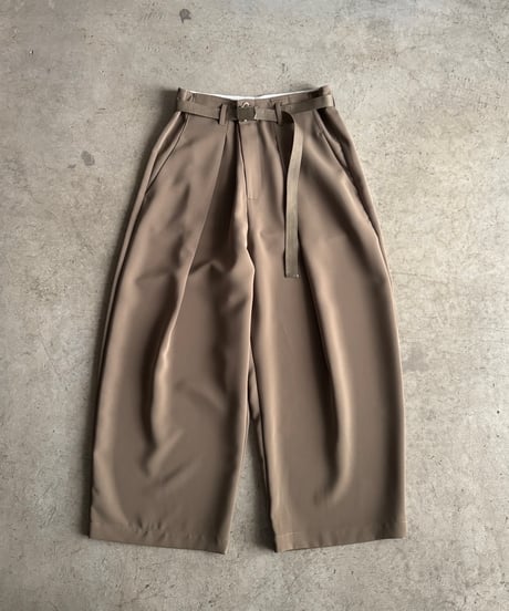 belted wide slacks