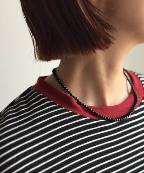 color neck border t-shirt
