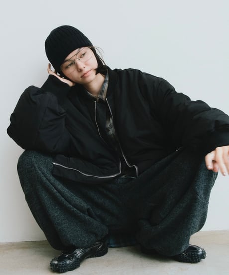 〈atelier〉wide zip down blouson