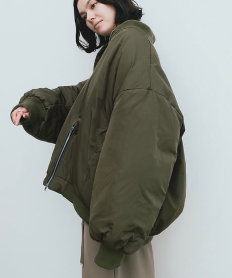 〈atelier〉wide zip down blouson