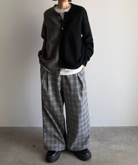 color separate cardigan