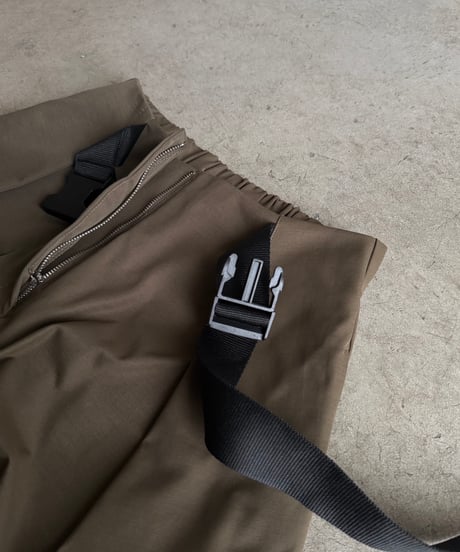 front buckle belt pants