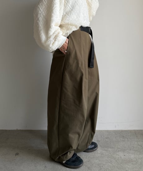 front buckle belt pants