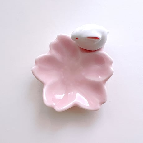 【波佐見焼】西海陶器　さくら兎 花箸置　桃 【メール便アイテム】　はしおき