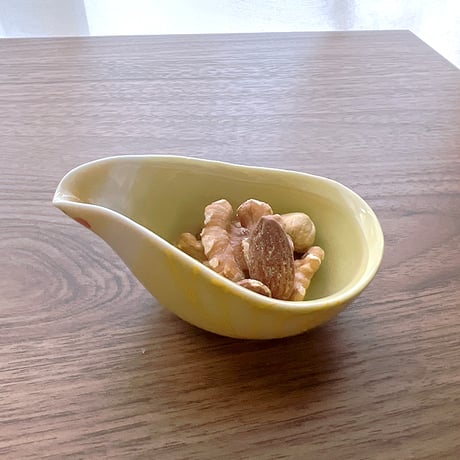 【波佐見焼】西海陶器　tori トレー イエロー　小鉢/小皿/豆皿/ディップカップ