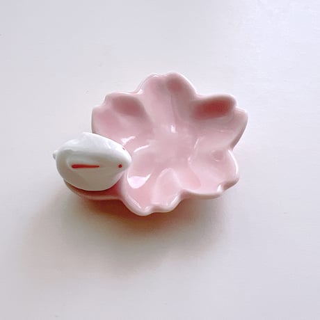 【波佐見焼】西海陶器　さくら兎 花箸置　桃 【メール便アイテム】　はしおき