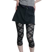 Lace-Trim Mid-Calf Shorts (Black)