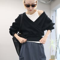 WAFFLE CACHECOEUR TOP (BLACK)