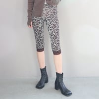 Lace-Trim Mid-Calf Shorts (Brown)