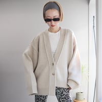 Bulk Knit Cardigan (Beige)