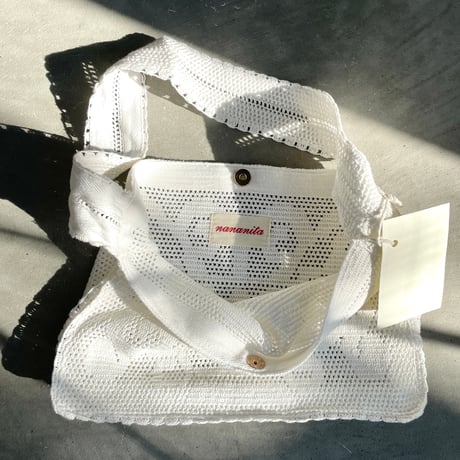 FOUNTAIN CROCHET BAG (DOVE / WHT)
