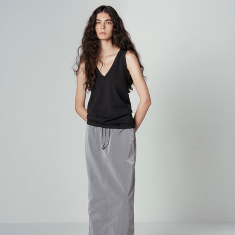 AMERICAN DRY COTTON V NECK TANK TOP (BLK)