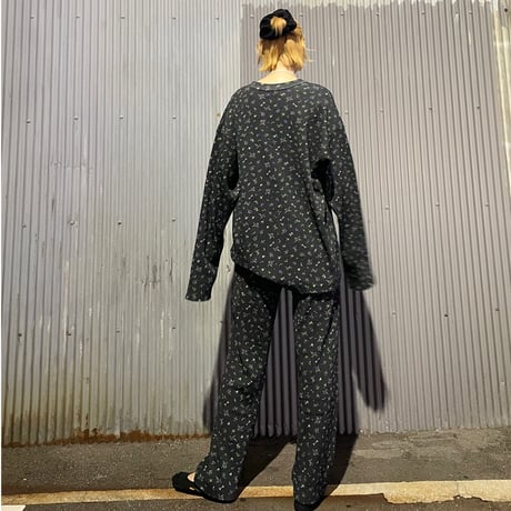 FLOWER WAFFLE PANTS (BLACK)