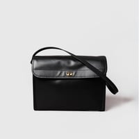 LEATHER FLAP BAG M