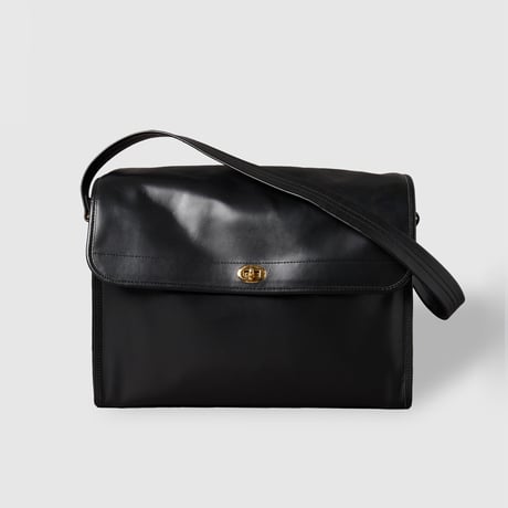 LEATHER FLAP BAG L