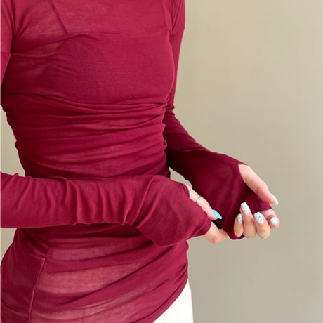 Sheer Fraise Side Tuck Top (Wine)