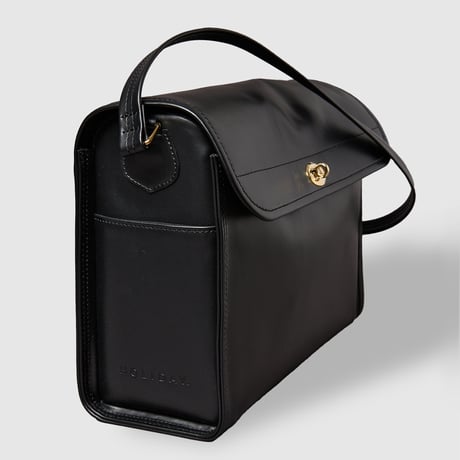 LEATHER FLAP BAG M