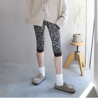 Lace-Trim Mid-Calf Shorts (Brown)