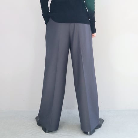 Wool Mix Hip Huggers Tucked Wide Slacks (Charcoal)