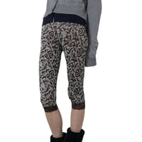 Lace-Trim Mid-Calf Shorts (Brown)