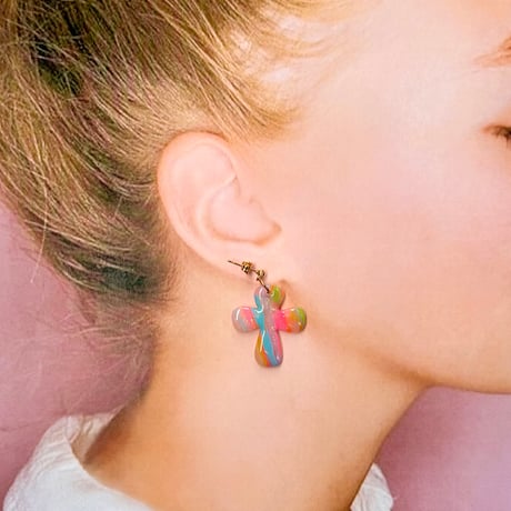 RAINBOW MARBLE×CROSS DANGLE ピアス/イヤリング