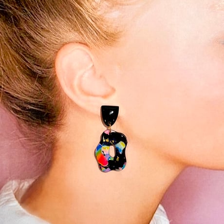 RAINBOW×HOLOGRAM DANGLE ピアス