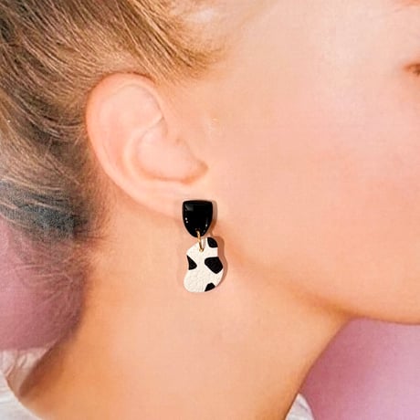 MONOTONE×mat MINI DANGLE ピアス