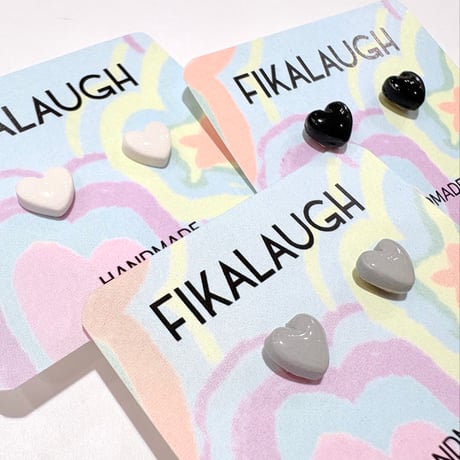 TINY HEART STUD ピアス/イヤリング