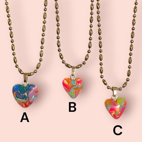 MARBLE HEART PENDANT