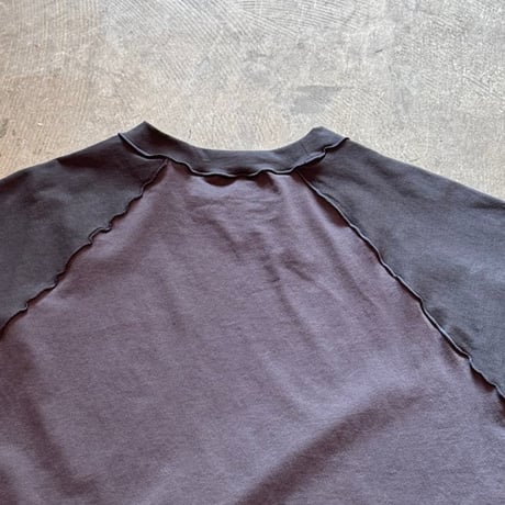 RAGLAN SS TEE / dark chocolate