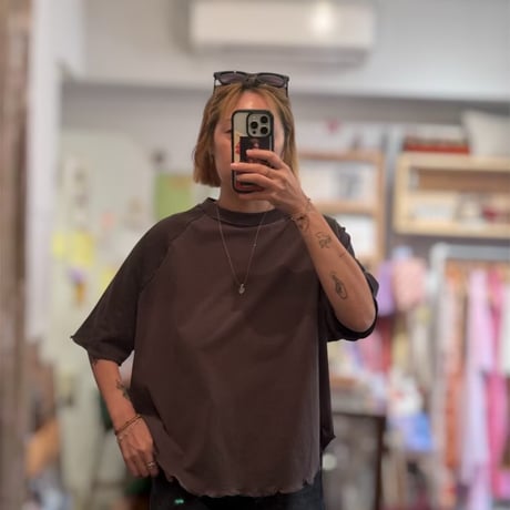 RAGLAN SS TEE / dark chocolate