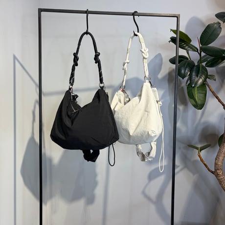 【TRANOI.】TORA cloud gather bag S［26-0246］