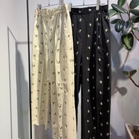 【Mylanka】フラワー刺繍タックパンツ［M31502］
