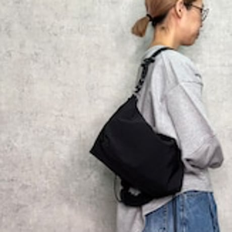 【TRANOI.】TORA cloud gather bag S［26-0246］