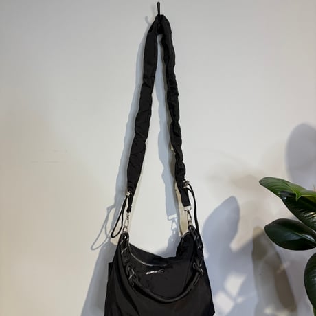 【TRANOI.】TORA cloud gather bag S［26-0246］