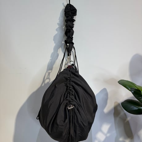 【TRANOI.】TORA cloud gather bag M［26-0247］