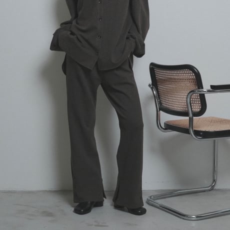 【CYAN tokyo】マルチスリットフィットパンツ［607550］