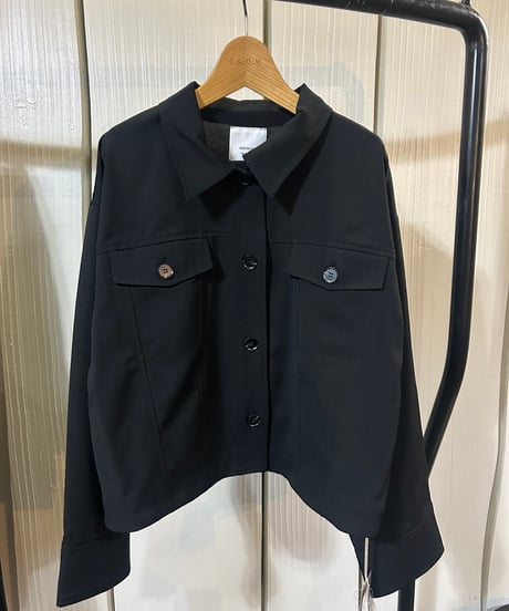 Anna Kerry ポリライトジャケット