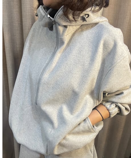 SUPER THANKS stretch wool like half zip hoodie