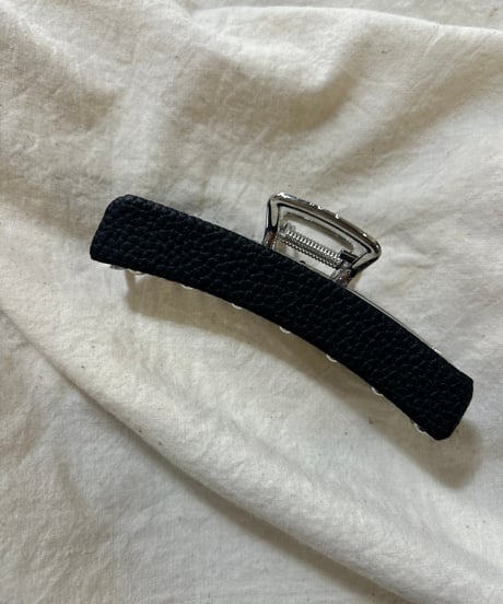 import レザーヘアクリップ