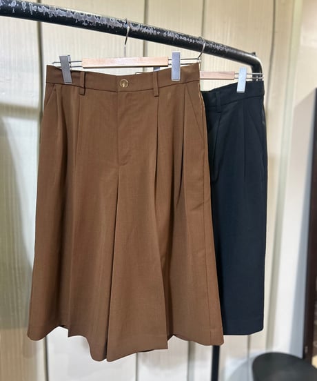 Anna Kerry バミューダパンツ