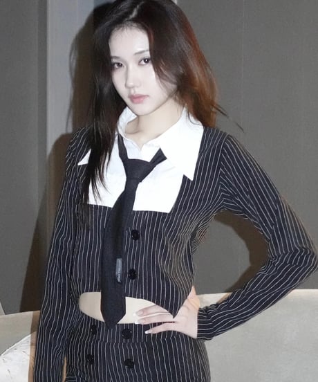 stripe lady tops