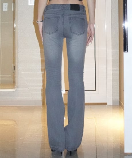 body slim flare denim