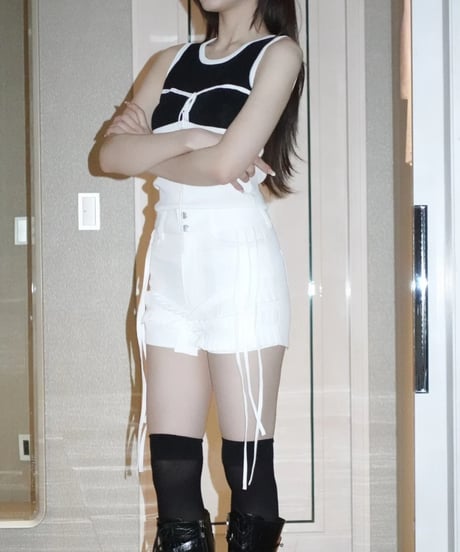 frill short pants