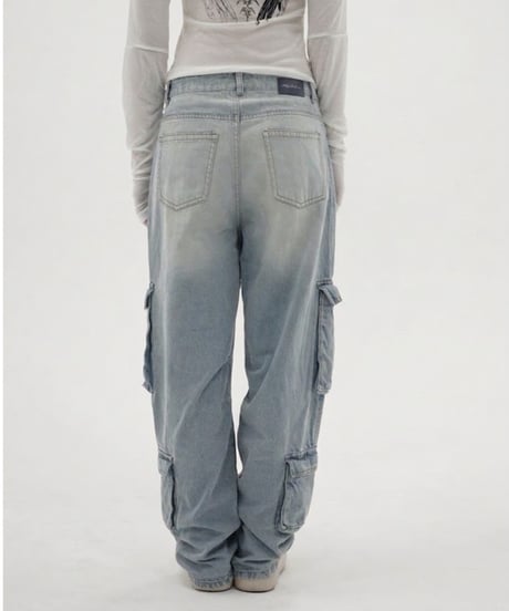baggy cargo denim