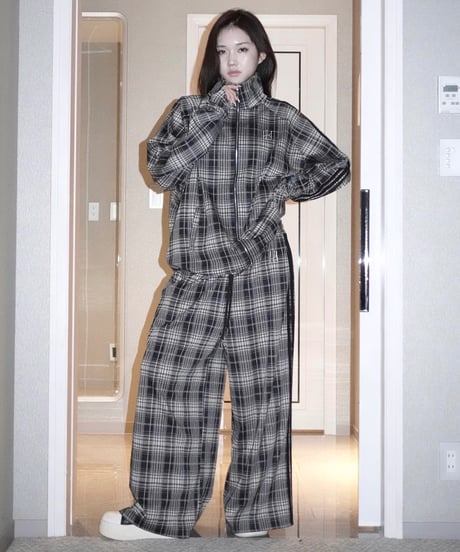 line unisex jersey pants