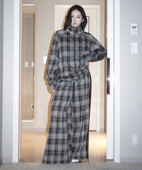 line unisex jersey pants