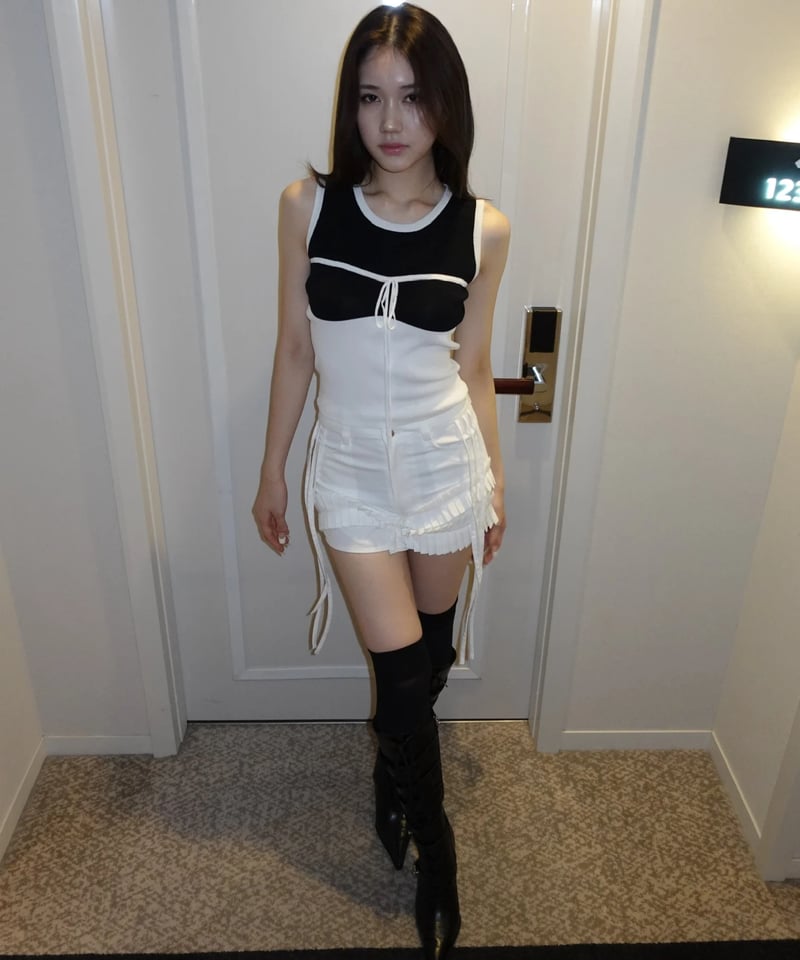 frill short pants | KISS THE CLUB