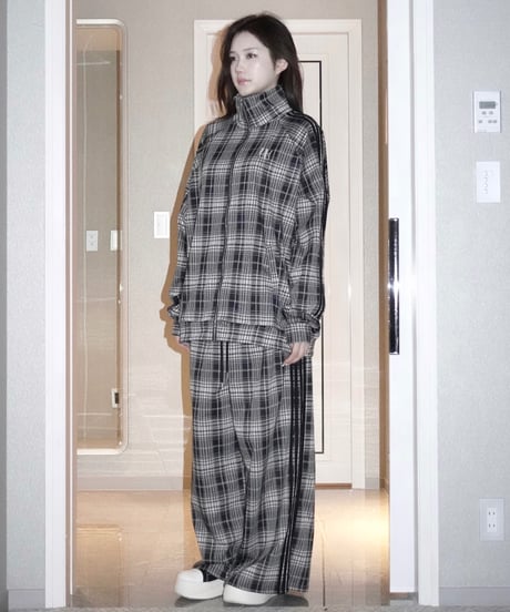 line unisex jersey pants