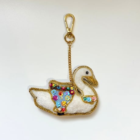 ザリ刺繍／スワン／バッグチャーム